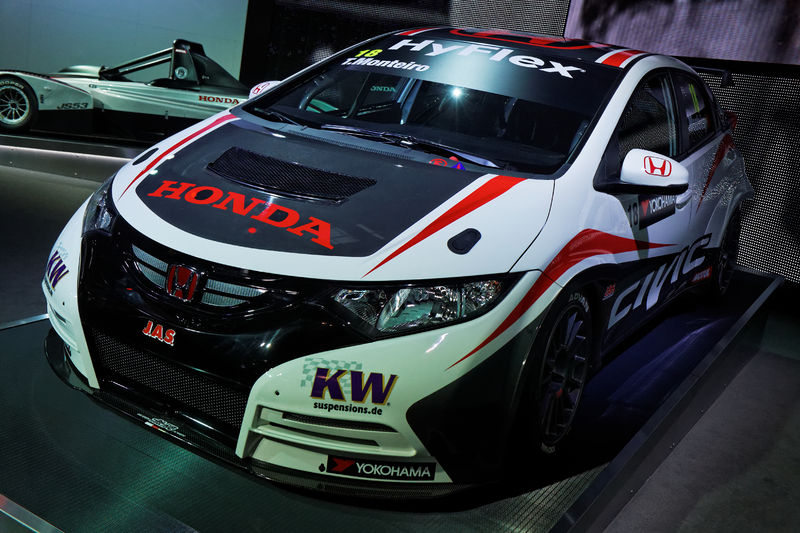Soubor:Honda - Civic WTCC - Mondial de l'Automobile de Paris 2012 - 203.jpg