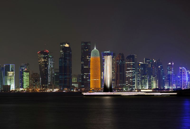 Soubor:Doha Skyline at night.jpg