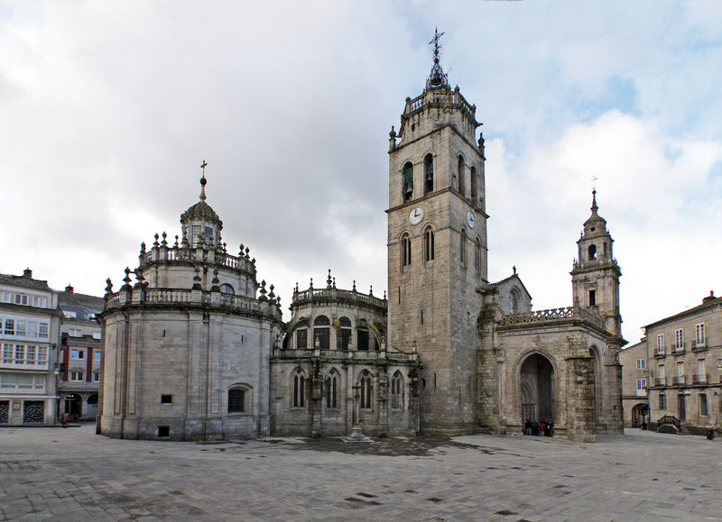 Soubor:Catedral de Santa Maria, Lugo.jpg