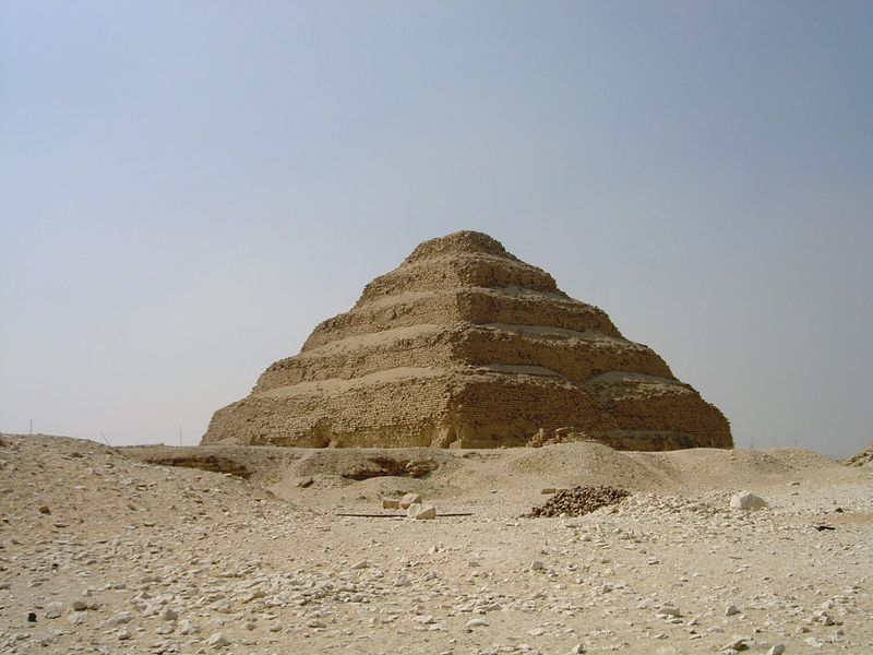 Soubor:Pyramid of Djoser 2.jpg