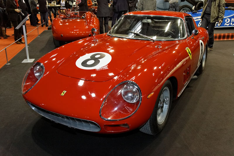 Soubor:Paris - Retromobile 2012 - Ferrari 275 GTB C - 1965 - 003.jpg