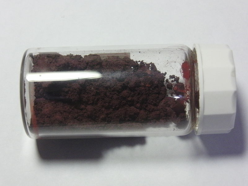 Soubor:Red phosphorus.jpg
