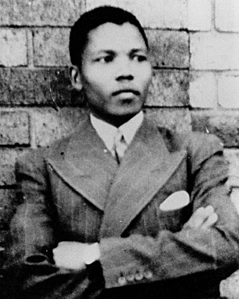 Soubor:Young Mandela.jpg