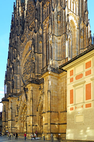 Soubor:Czech-03754-St. Vitus Cathedral-DJFlickr.jpg