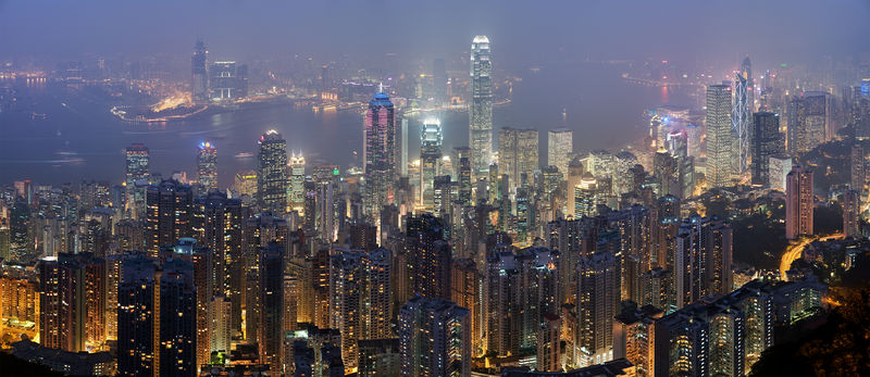 Soubor:Hong Kong Skyline Restitch - Dec 2007.jpg