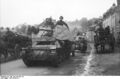 Bundesarchiv Bild 101I-297-1701-32, Im Westen, Panzer "Marder I".jpg
