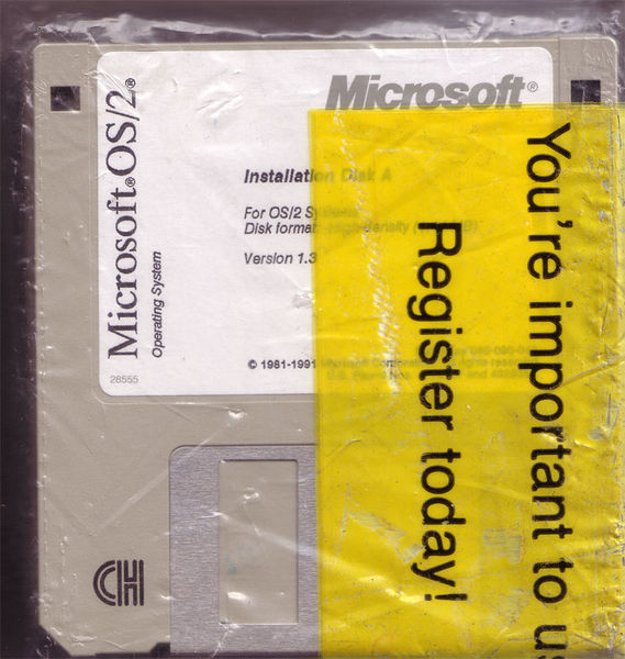 Soubor:MS-OS2-v1.0-diskettes.jpg