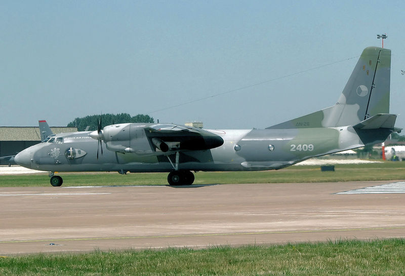 Soubor:Antonov.an-26.2409.czechaf.arp.jpg