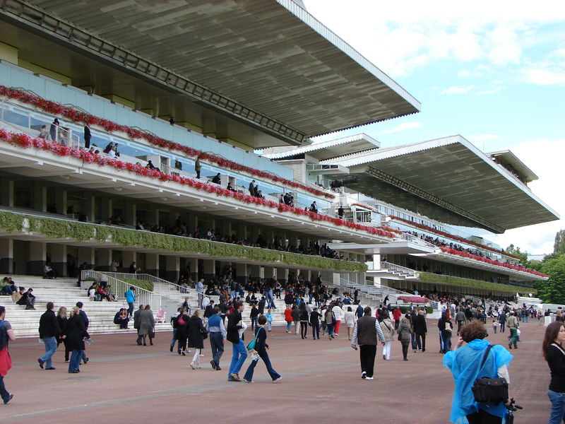 Soubor:2012 Hippodrome de Longchamp 1.JPG