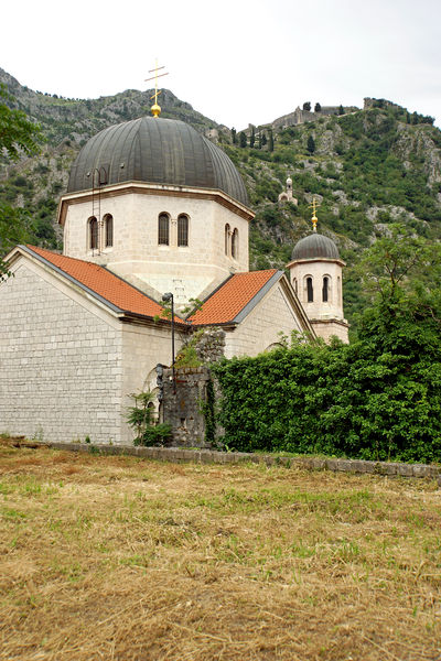 Soubor:Montenegro-02405-Dome of St. Nicholas-DJFlickr.jpg