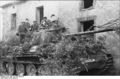 Bundesarchiv Bild 101I-301-1955-22, Nordfrankreich, Panzer V (Panther) mit Infanterie.jpg