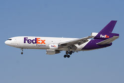 FedEx 912.jpg