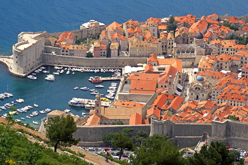 Soubor:Croatia-01756-Old Port Dubrovnik-DJFlickr.jpg