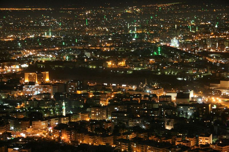 Soubor:Damascus by night.JPG