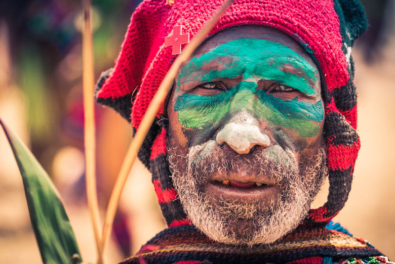Soubor:People Of New Guinea Part 3 Flickr.jpg