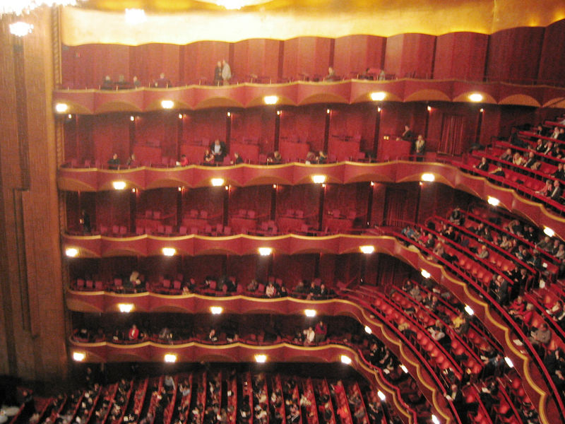 Soubor:Metropolitan Opera auditorium.jpg