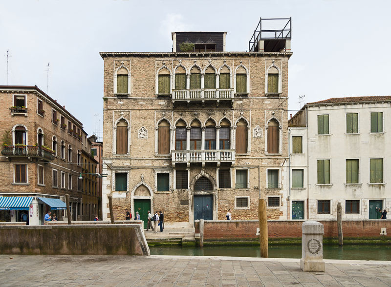Soubor:Palazzo Barbarigo Nani-Mocenigo (Venice).jpg