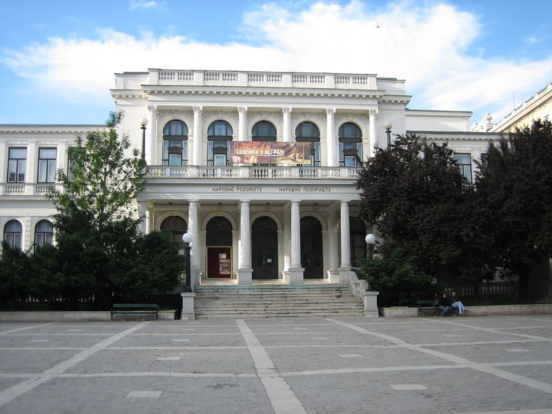 Soubor:Sarajevo National Theatre.JPG