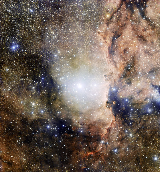 Soubor:Star cluster NGC 6193 and nebula NGC 6188.jpg