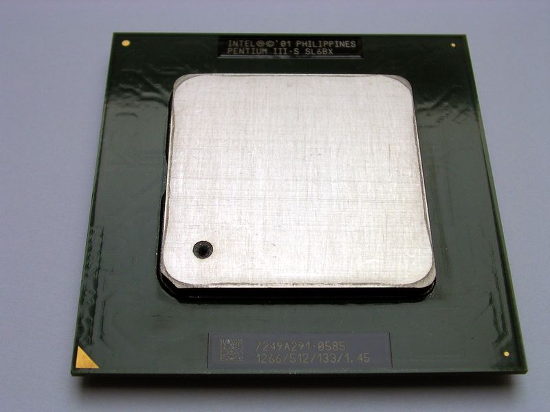 Soubor:Pentium III-S Tualatin.JPG