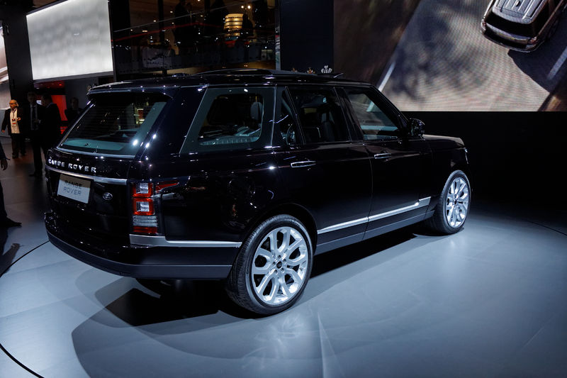 Soubor:Land Rover - Range Rover - Mondial de l'Automobile de Paris 2012 - 012.jpg