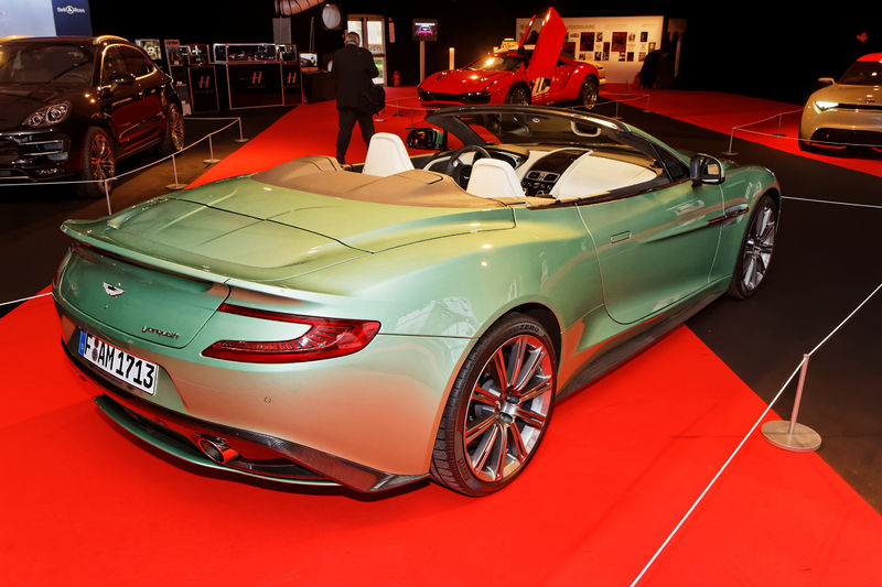 Soubor:Festival automobile international 2014 - Aston Martin Vanquish Volante - 003.jpg