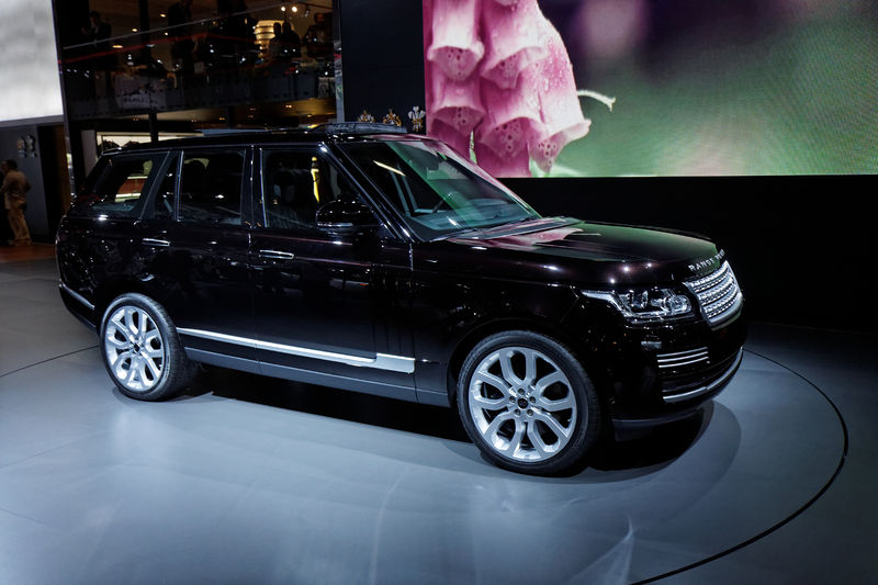 Soubor:Land Rover - Range Rover - Mondial de l'Automobile de Paris 2012 - 011.jpg