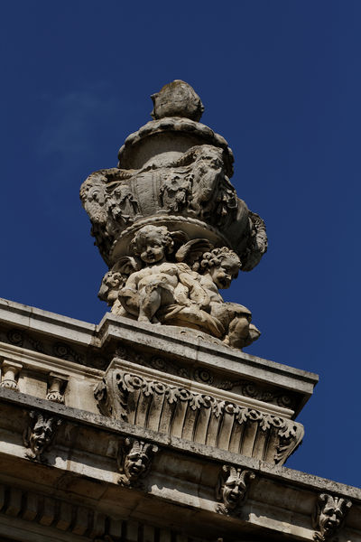 Soubor:Paris - Palais du Louvre - PA00085992 - 1390.jpg