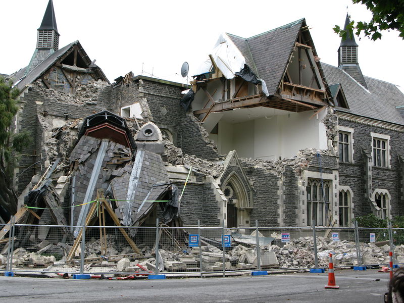 Soubor:Christchurch Earthquake damage 22 Feb 2011.jpg