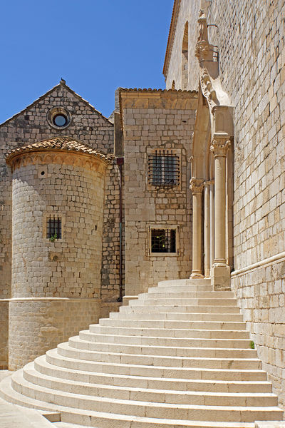 Soubor:Croatia-01891-Dominican Monastery-DJFlickr.jpg