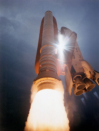 Start raketoplánu do mise STS-43