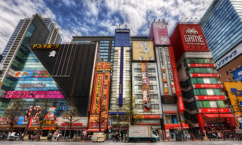 Soubor:Akihabara Street Flickr.jpg