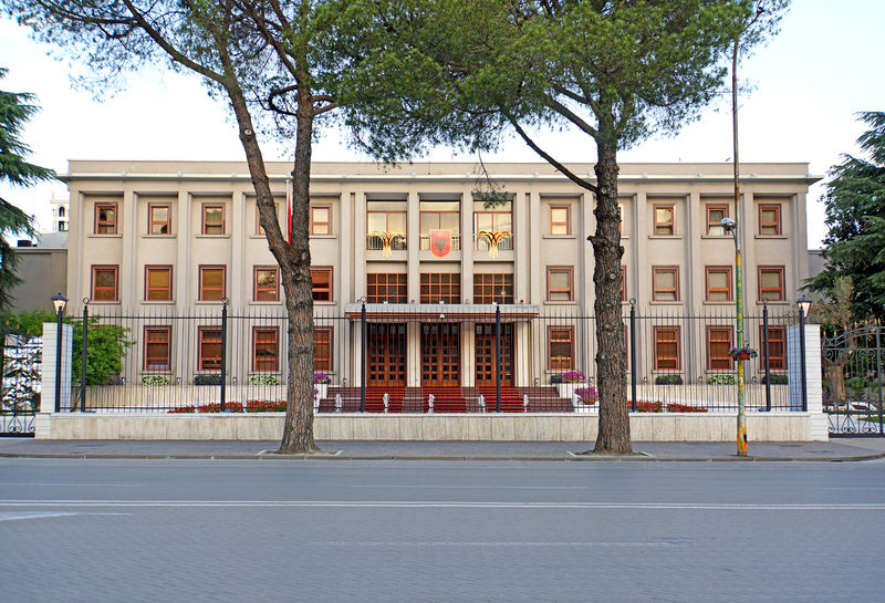Soubor:Albania-02597-Presidential Palace-DJFlickr.jpg