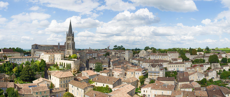 Soubor:Panorama de Saint Emilion De la tour du roi 2 - Gironde.jpg