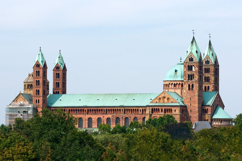 Soubor:Speyer---Cathedral---South-View---(Gentry).jpg