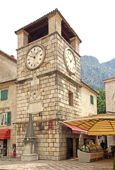Soubor:Montenegro-02370-Clock Tower-DJFlickr.jpg