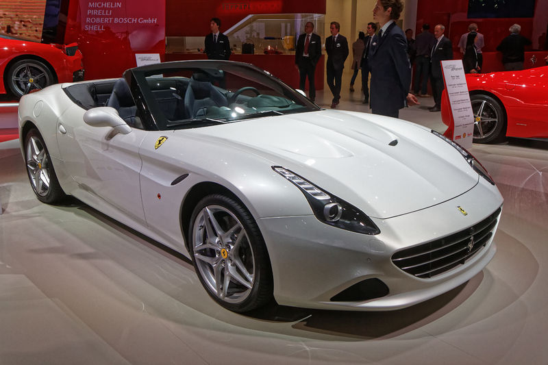 Soubor:Ferrari California T - Mondial de l'Automobile de Paris 2014 - 001.jpg