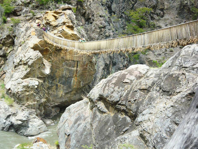 Soubor:Puente Inca Pucayaku.jpg