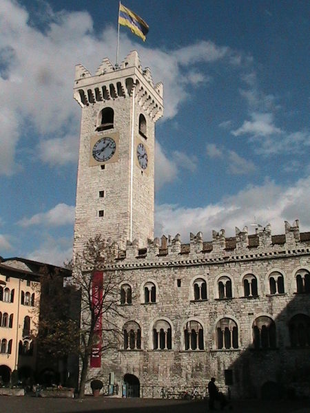 Soubor:Trento - Palazzo Pretorio 06.JPG