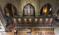 Cathedrale Notre-Dame de Paris stalles orgue choeur.jpg