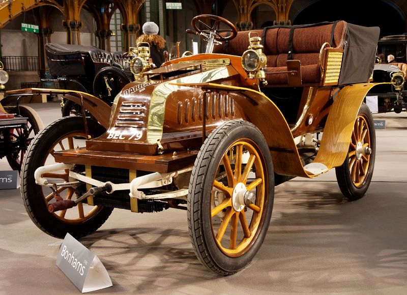 Soubor:110 ans de l'automobile au Grand Palais - Darracq 9 CV Tonneau - 1902 - 001.jpg