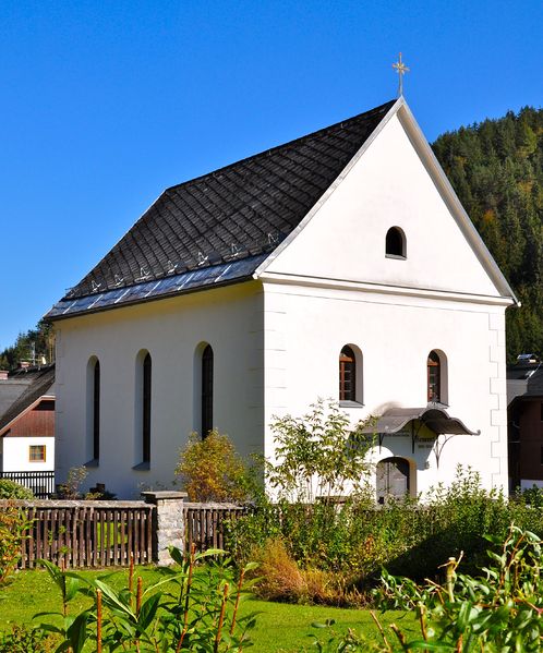Soubor:Albeck Grillenberg 15 evangelische Pfarrkirche mit Friedhof 14102011 281.jpg
