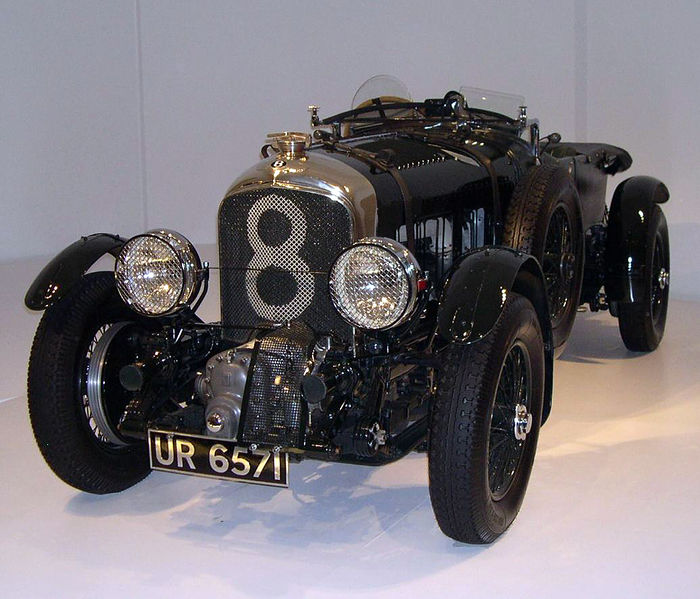 Soubor:1929 Bentley front 34 left 2.jpg