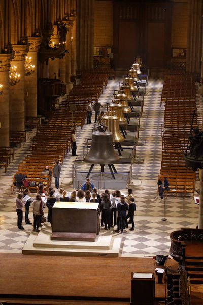 Soubor:20130214 - Notre-Dame de Paris - Les nouvelles cloches - 023.jpg