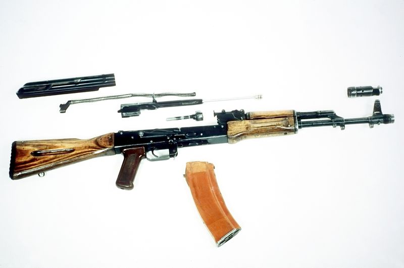 Soubor:AK-74 DA-ST-89-06610.jpg