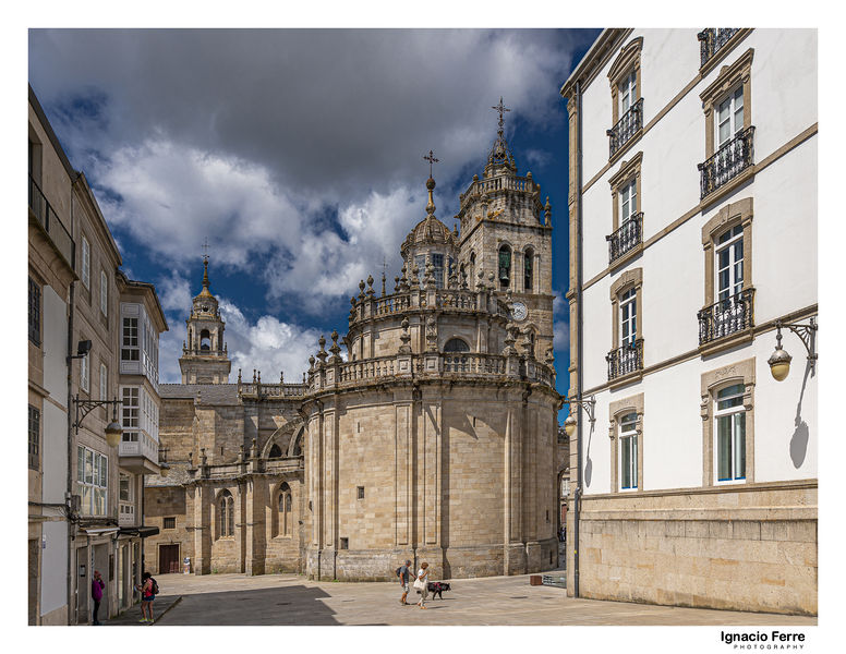 Soubor:Catedral de Santa María en Lugo-2021-Flickr.jpg