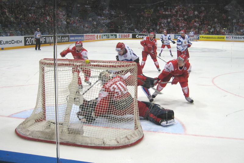 Soubor:Denmark-Russia-2010-Hockey-World-Cup-01.jpg