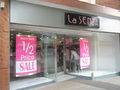 La Senza in Waterlooville Shopping Precinct - geograph.org.uk - 1368800.jpg