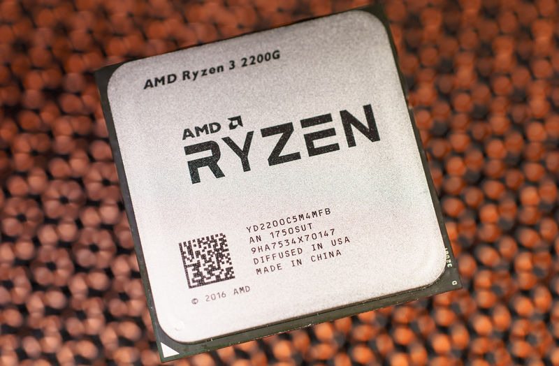 Soubor:AMD Ryzen 3 2200G-FFFlickr-01.jpg