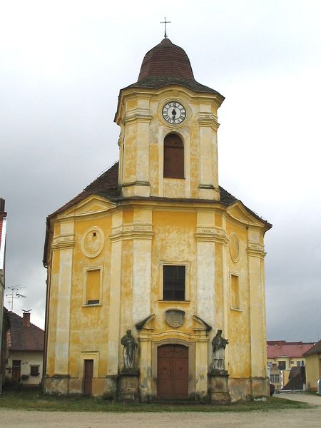 Soubor:Kostel sv. Bartoloměje ve Veselí.JPG